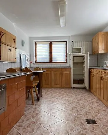 Сasa de vacaciones Okno Na Tatry - Dom Na Wylacznosc Poronin
